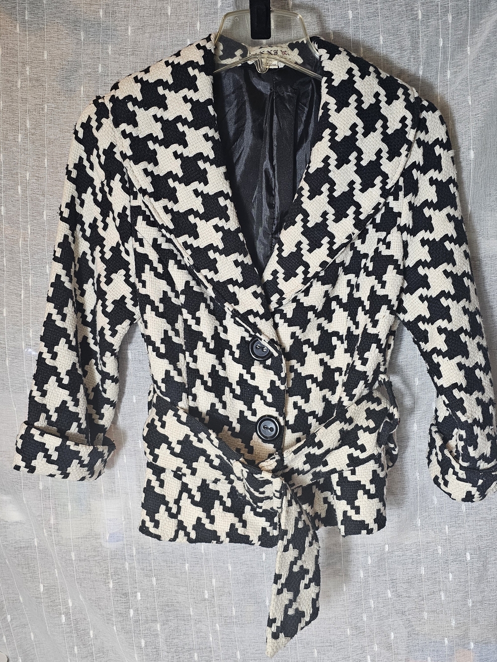 Vintage Style Black & White Houndstooth Women's 3/4 Sleeve Blazer Jacket. Size M